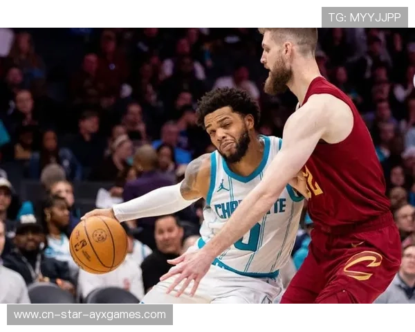 布里奇斯突破传球,黄蜂团队默契提升