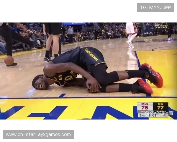 巴特勒冲破对方防线得手，热火在主场获得宝贵胜利